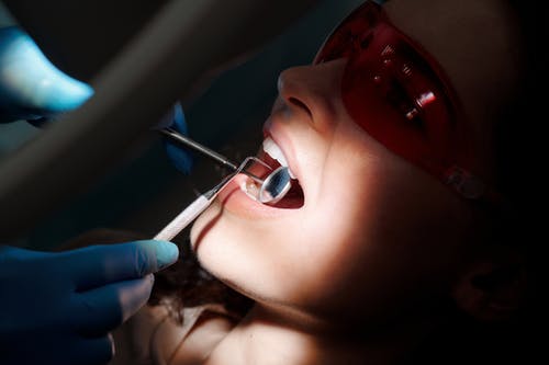 Finding the Right Oral Surgeon: Things to Look For